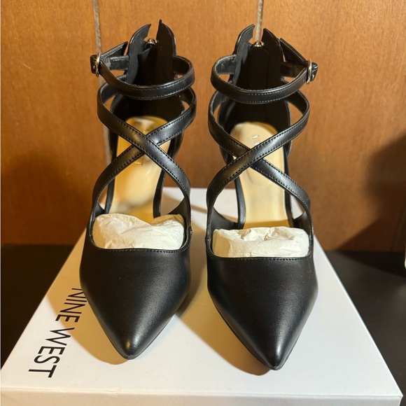 Black NINE WEST High Heel Size 6 - Picture 7 of 11